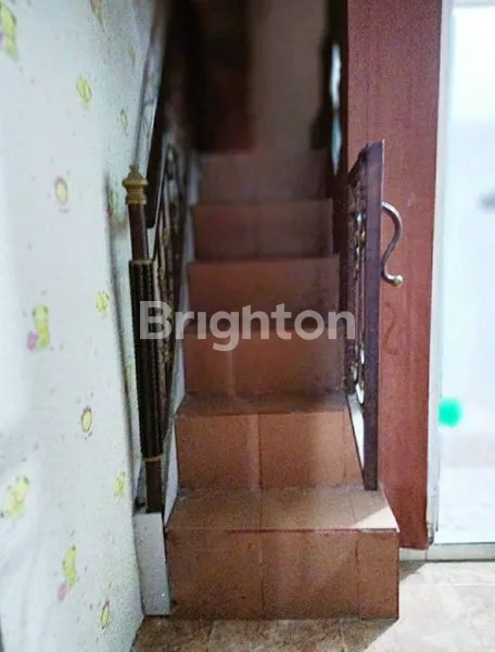 image RUMAH 2 LANTAI, FURNISHED, 6 KAMAR TIDUR, DEKAT ITN, UIN, UNIBRAW, UNMUH, UNISMA, JOYOAGUNG, LOWOKWARU, KOTA MALANG, JAWA TIMUR (8)