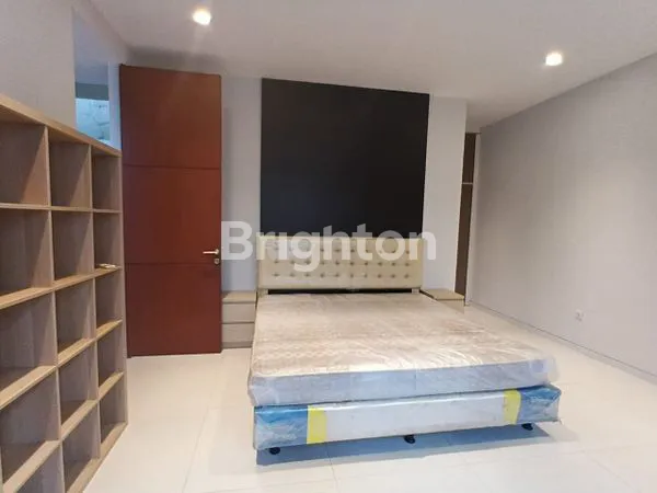 image RUMAH CITRALAND BAGUS DISEWAKAN (7)