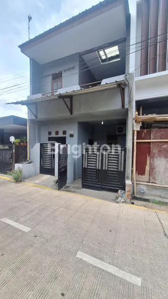 image RUMAH 2 LANTAI STRATEGIS DEKAT STASIUN & MALL METROPOLITAN BEKASI (1)