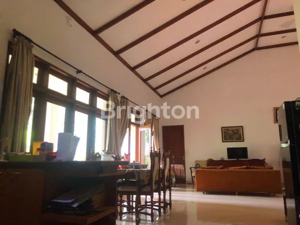 image RUMAH LUAS & NYAMAN KEMANG, JAKARTA SELATAN  (6)