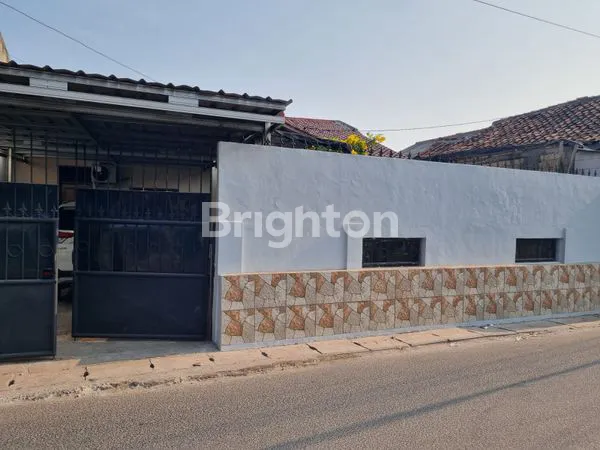 image RUMAH LUAS 1 LANTAI DAERAH MERUYA JAKARTA BARAT  (1)