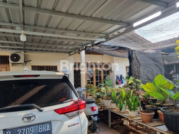 image RUMAH LUAS 1 LANTAI DAERAH MERUYA JAKARTA BARAT  (2)