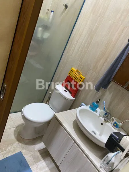 image RUMAH DI JELAMBAR UTAMA (3)