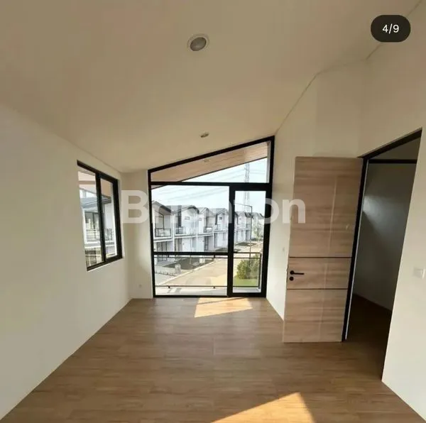 image JUAL CEPAT RUMAH SECOND 2 LANTAI BELUM PERNAH DI PAKAI (5)