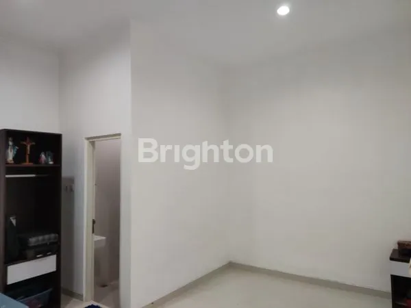 image RUMAH 2 LANTAI AFTER RENOVASI SEMI FURNISHED WISATA SEMANGGI SURABAYA TIMUR (7)