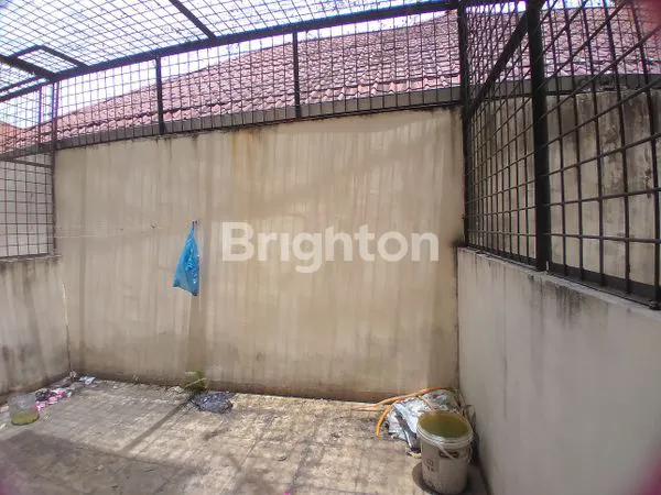 image RUMAH 2.5 LT. SIAP HUNI (7)