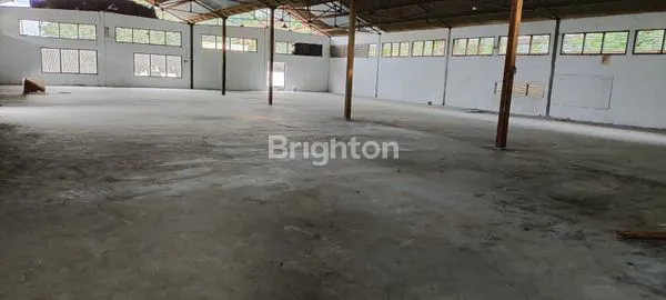 image GUDANG PREMIUM 1000M² + LAHAN 3400M² DI JALAN RAYA NGALIYAN (6)