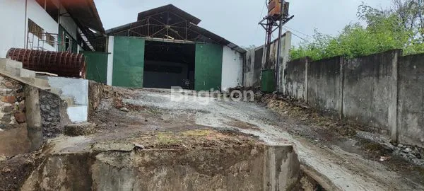 image GUDANG PREMIUM 1000M² + LAHAN 3400M² DI JALAN RAYA NGALIYAN (3)