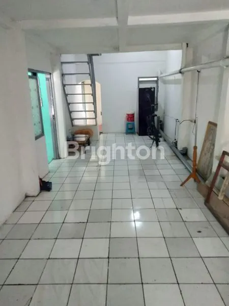 image RUMAH MEWAH 3 KT, STRATEGIS DI RIUNG HEGAR (2)