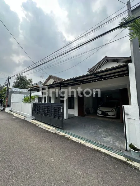 image RUMAH MEWAH 3 KT, STRATEGIS DI RIUNG HEGAR (6)