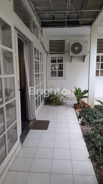 image JUAL RUMAH MEWAH LOKASI PAPANDAYAN GAJAH MUNGKUR, SEMARANG (2)