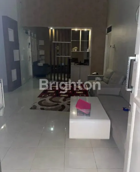 image RUMAH FULLY FURNISHED DI KOMPLEKS PERUMAHAN DIJUAL (4)