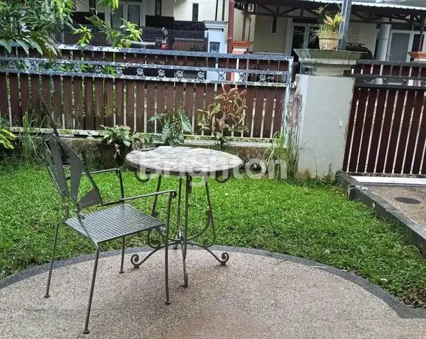 image RUMAH FULLY FURNISHED DI KOMPLEKS PERUMAHAN DIJUAL (1)