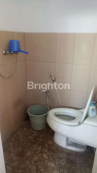 image RUMAH MEWAH 4KT DI PERMATA PURI - GARASI 2 MOBIL, BEBAS BANJIR (8)