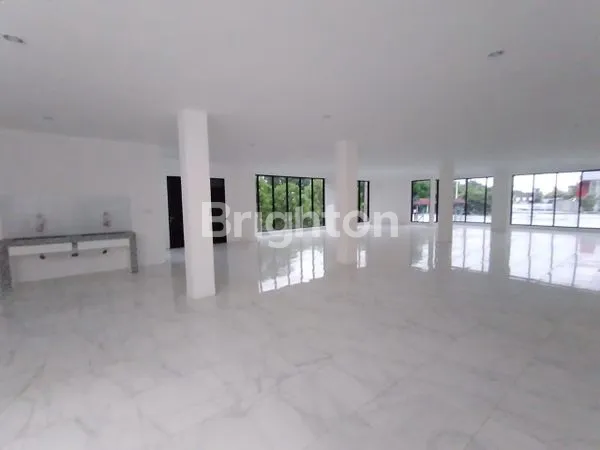 image RUMAH USAHA 2,5 LANTAI DI KENJERAN SURABAYA (3)