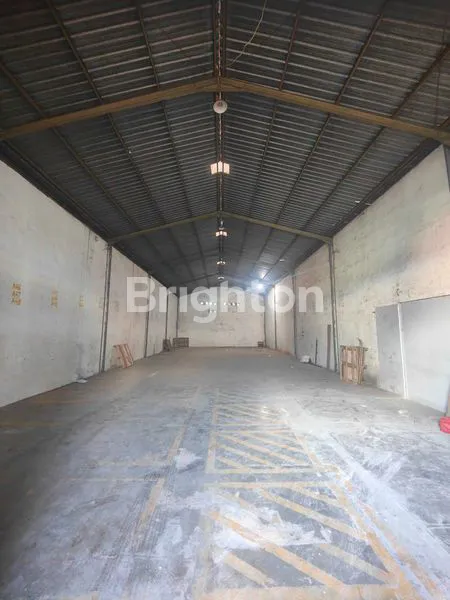 image GUDANG PERMATA TANJUNGSARI SURABAYA, SIAP PAKAI LOKASI STRATEGIS DAN AKSES CONTAINER OK (3)