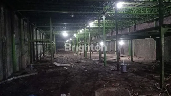 image GUDANG PREMIUM 2 LANTAI + RUMAH STAFF DI KENJERAN SURABAYA (7)