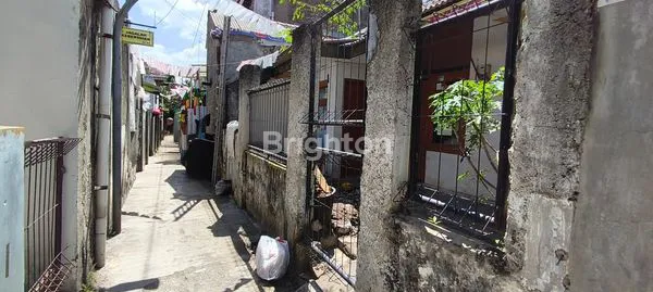image RUMAH DALAM GANG DI SAYAP JALAN PAJAJARAN BANDUNG (1)