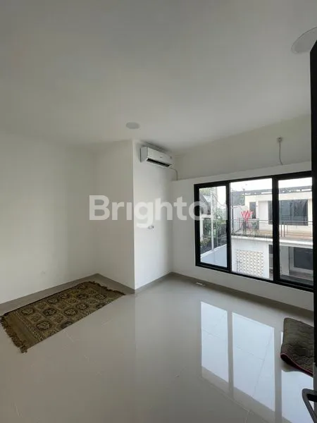 image DISEWAKAN RUMAH 2 LANTAI DI CIPAYUNG, JAKARTA TIMUR (2)