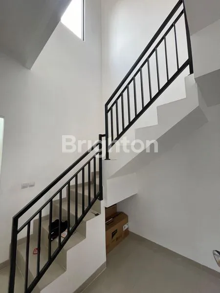 image DISEWAKAN RUMAH 2 LANTAI DI CIPAYUNG, JAKARTA TIMUR (4)