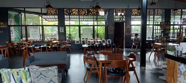 image RUANG USAHA STRATEGIS  2 LANTAI COCOK UNTUK  CAFE  DAN KANTOR PUSAT KOTA BOGOR DEKAT UNIVERSITAS PAKUAN (2)