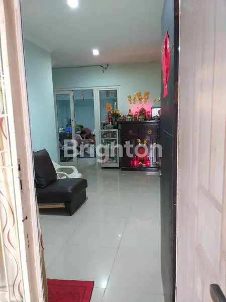 image RUMAH MEWAH 2 LANTAI 4KT DI GOLDEN PALM RESIDENCE KALIDERES (2)