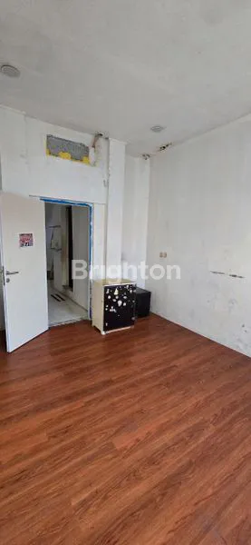 image RUMAH PERMATA TAMAN PALEM 3 LANTAI FULL (4)