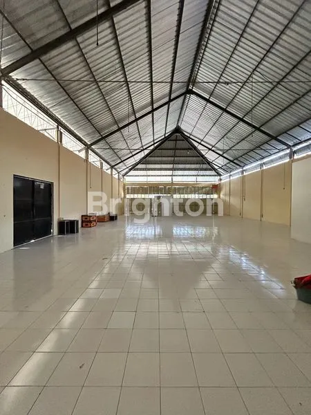 image DISEWAKAN GUDANG SIAP PAKAI PARE JAWA TIMUR (2)