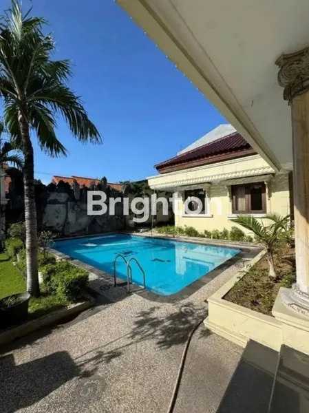 image RUMAH KOMERSIAL NOL JALAN COCOK UNTUK RESTO, GYM, SHOWROOM AREA JEMUR SURABAYA (7)