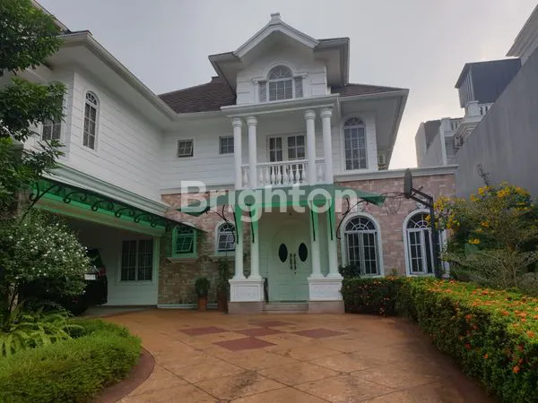 image RUMAH MEWAH DAN LUAS DI CLUSTER VIRGINIA, KOTA WISATA (1)