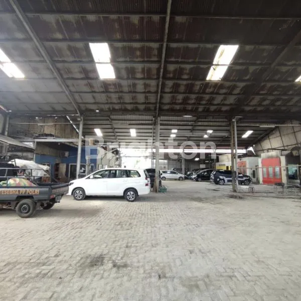 image INVESTASI STRATEGIS: BENGKEL & KOS 36 PINTU (4)