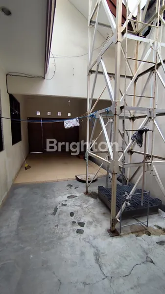 image RUMAH DI MOJOARUM BISA UTK KOS2AN LOK STARTEGIS DKT DHARMAHUSADA, UNAIR (2)