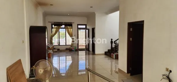 image JUAL VILLA KOMPLEK RIVER VALLEY DEKAT MALL PODOMORO (2)