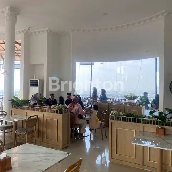 image BANGUNAN EX CAFE DI NGESREP SEMARANG (6)