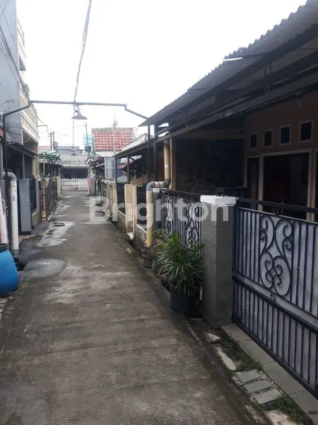 image HUNIAN NYAMAN DI MEKARJAYA SUKMAJAYA DEPOK 2 TENGAH (7)