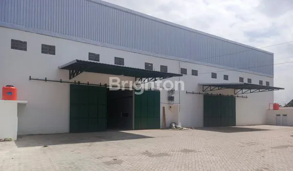 GUDANG AKSES TRONTON LOKASI TULUNGAGUNG KOTA