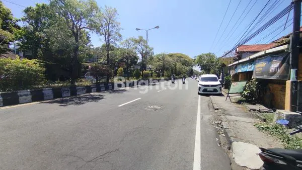 image RUMAH SEWA LUAS DI BYPASS NGURAH RAI SANUR (2)