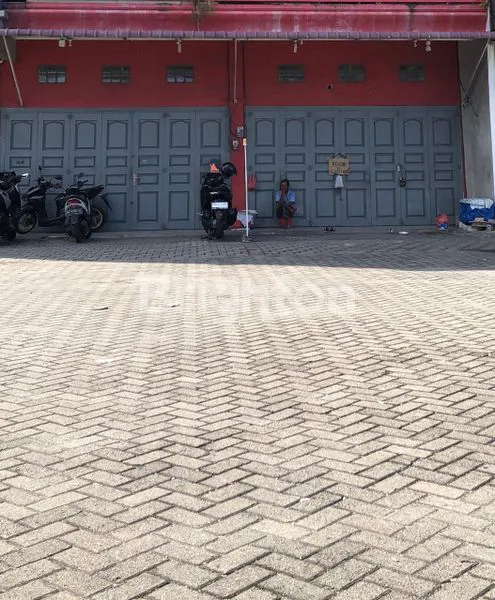 image RUKO 3 LANTAI PREMIUM DI PANAM, DEKAT UNRI & RS AWAL BROS (2)