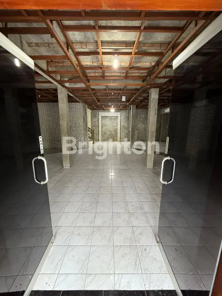 image RUMAH SEWA LUAS DI BYPASS NGURAH RAI SANUR (3)