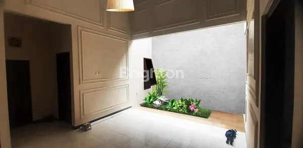 image RUMAH DI PERUM PONDOK INDAH PERMAI GENTAN  (2)