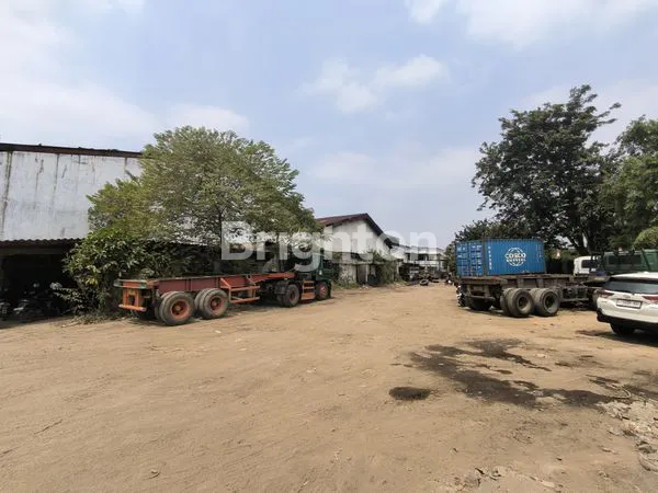 image GUDANG LUAS STRATEGIS RAYA MARGOMULYO (3)