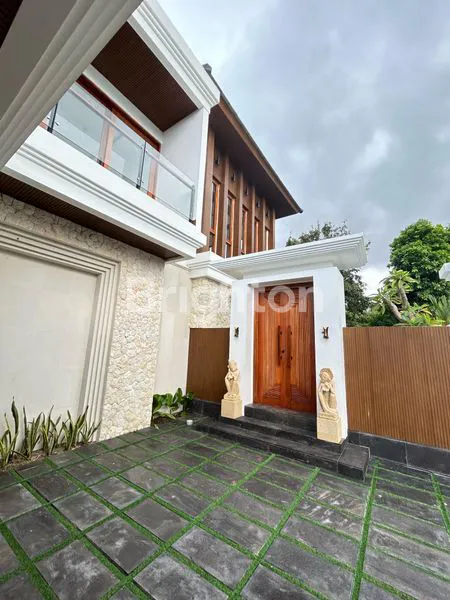 image VILLA MEWAH 2 LANTAI VIEW PANTAI DI NUSA DUA - FULLY FURNISHED (7)