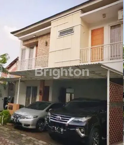 image RUMAH MEWAH 2 LANTAI 4KT DI CLUSTER PREMIUM BINTARO (2)