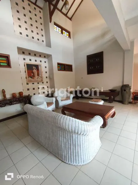 image DISEWAKAN RUMAH BESAR DI JLN KALIURANG  (2)