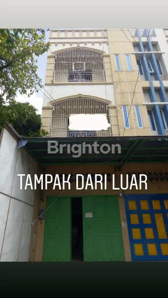 image RUKO 3 LANTAI PREMIUM DI MEDAN BARAT - LOKASI BISNIS STRATEGIS (1)