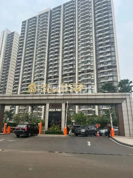 image APARTMENT SKY HOUSE BSD (1)