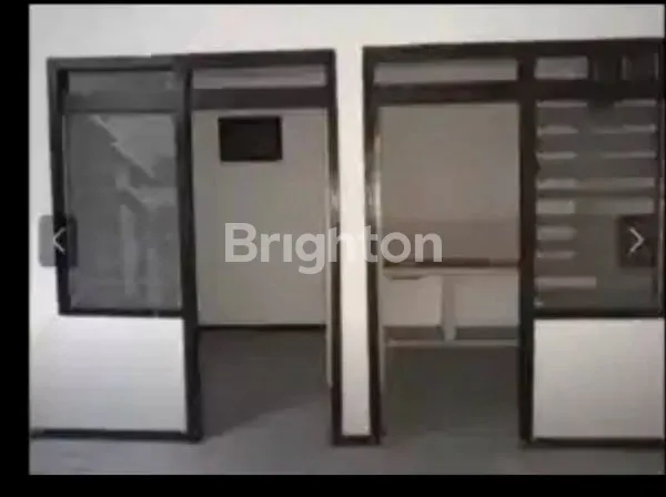 image RUMAH 2 LANTAI TERAWAT DI BENDUL MERISI, DEKAT PUSAT KOTA (2)