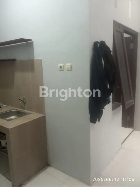 image RUMAH HOOK DI GEDONGAN (8)