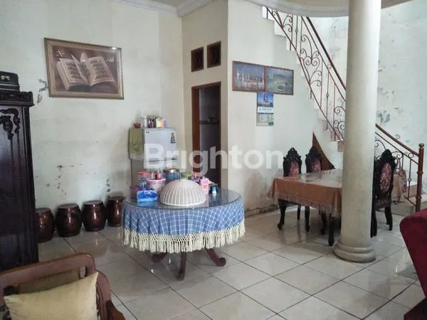 image RUMAH MEWAH ASRI SIAP HUNI 2 LANTAI DI PTB JAYA JAKARTA TIMUR (2)