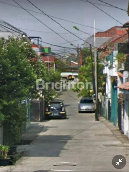image RUMAH MEWAH ASRI SIAP HUNI 2 LANTAI DI PTB JAYA JAKARTA TIMUR (8)